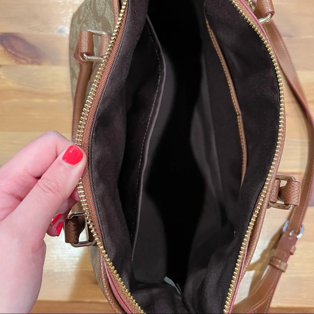 Brand new authentic Coach purse - Picture 6 of 6